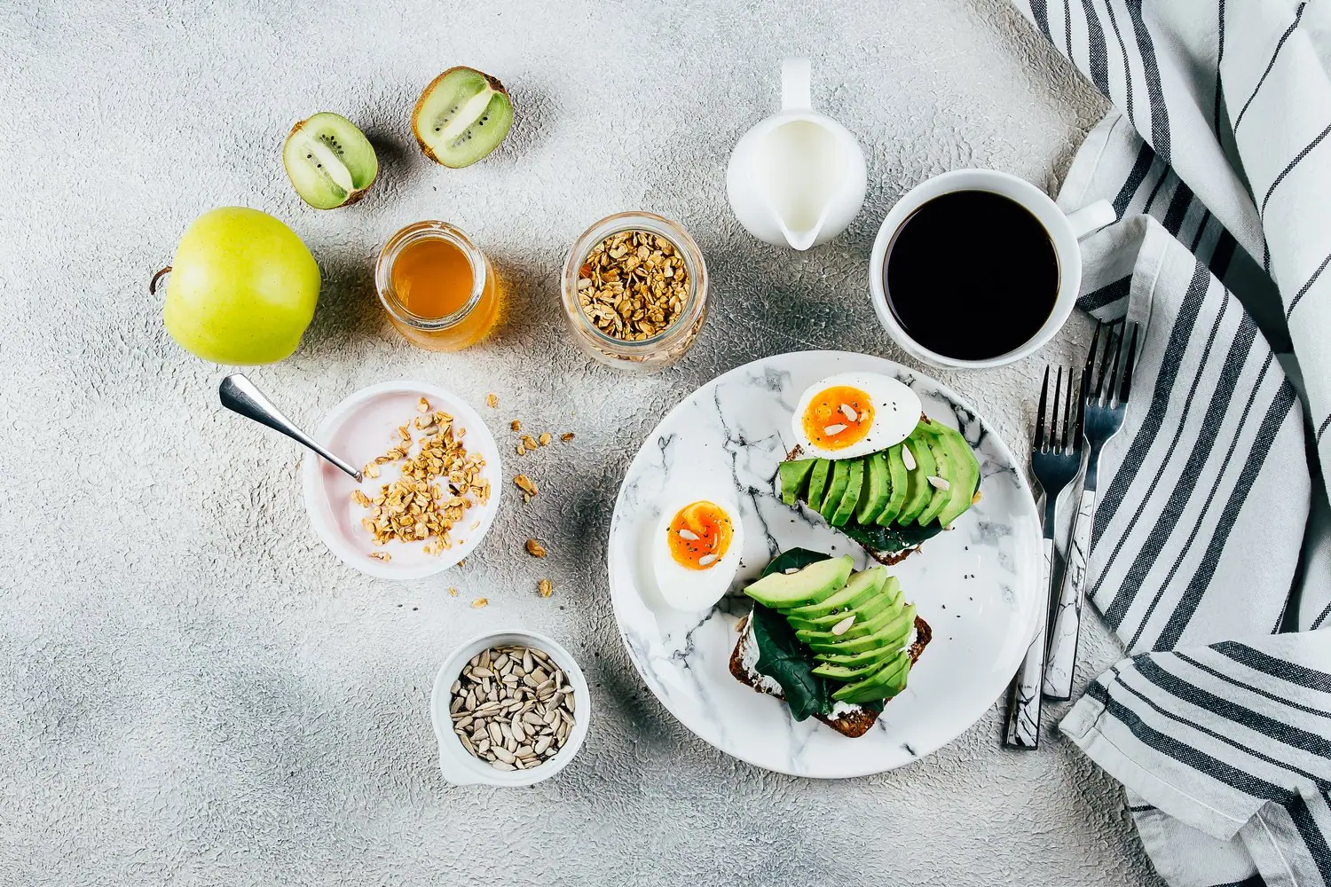 Jak przygotować zdrowe śniadanie do pracy