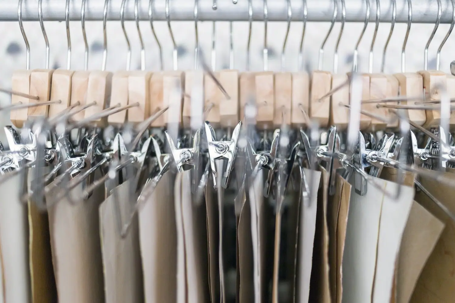 Capsule wardrobe dla zapracowanej mamy