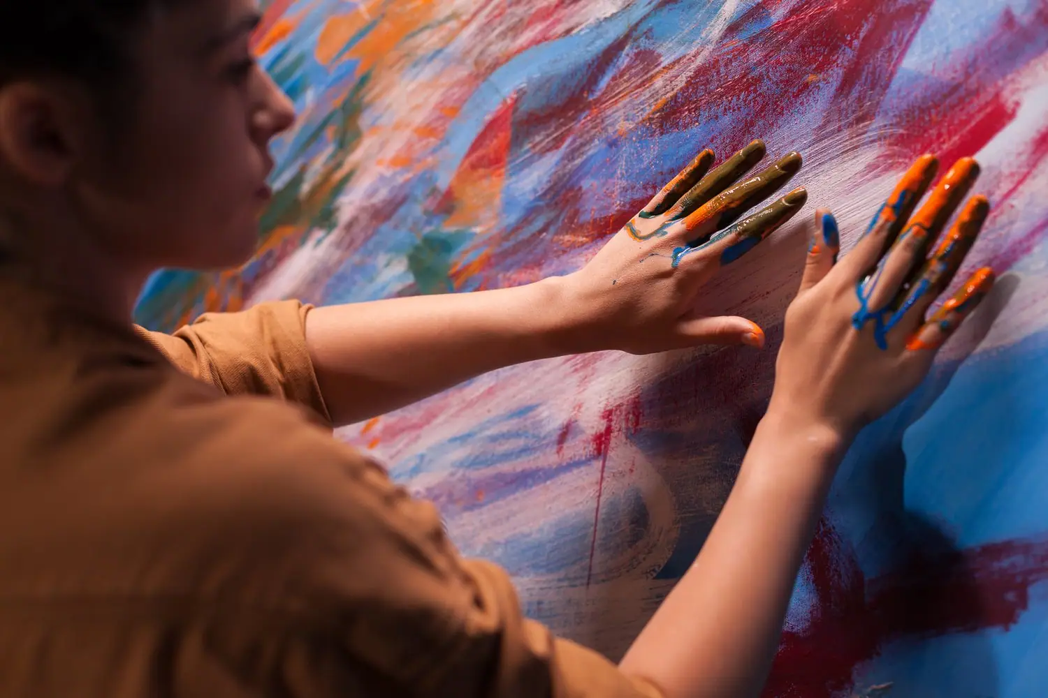 Relaksujące aktywności kreatywne - art therapy w domu