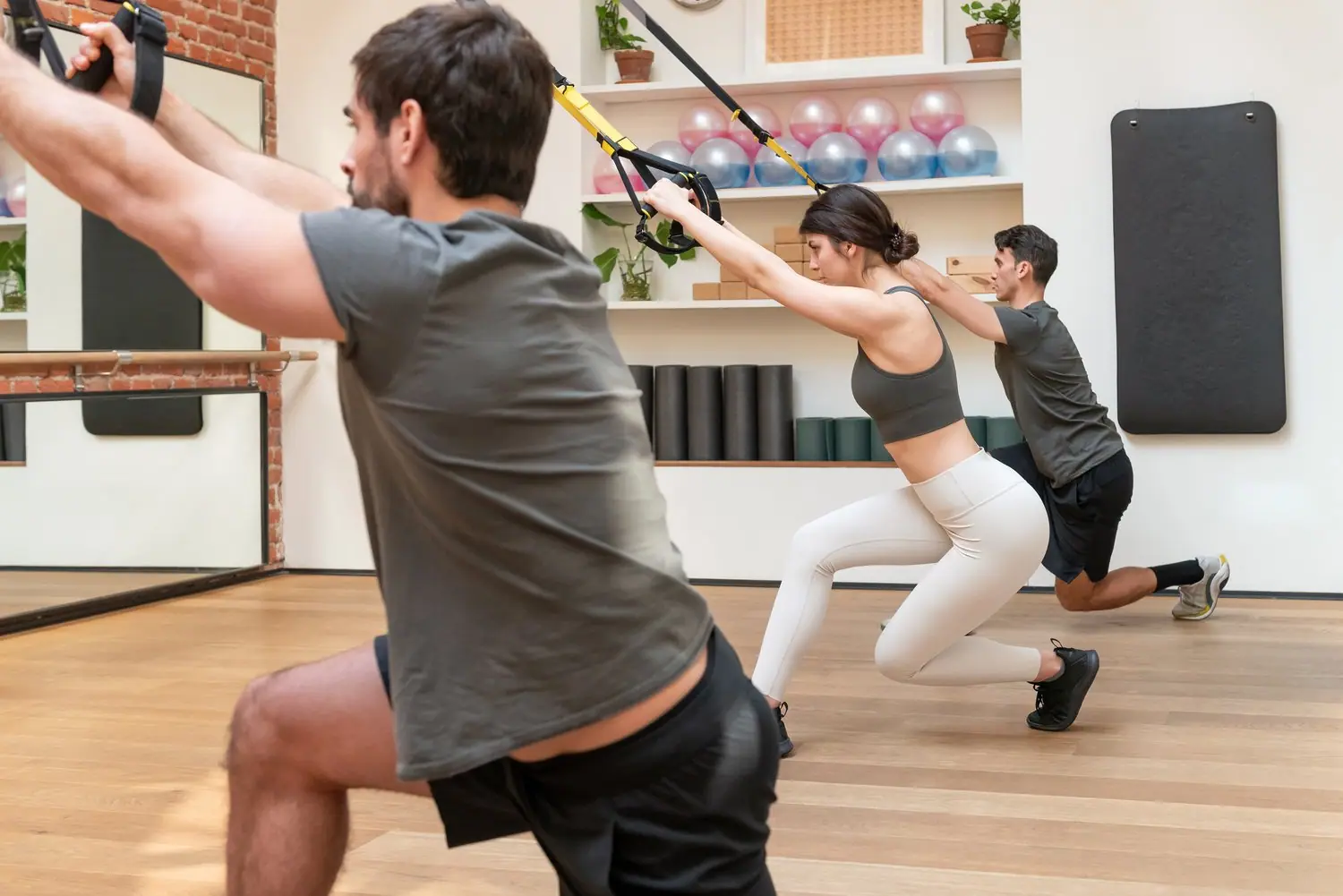 Trening mięśni głębokich - ćwiczenia ze sztangą body bar