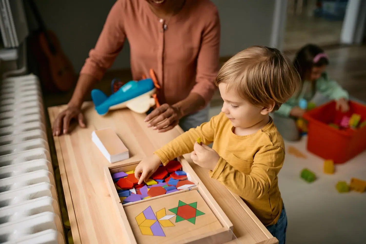Jak przygotować dziecko do rozpoczęcia edukacji w przedszkolu Montessori